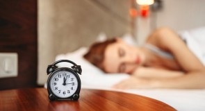 De Ziua Mondială a Somnului recomandarea simplă a neurologilor, care poate schimba complet viețile: Dormi! 